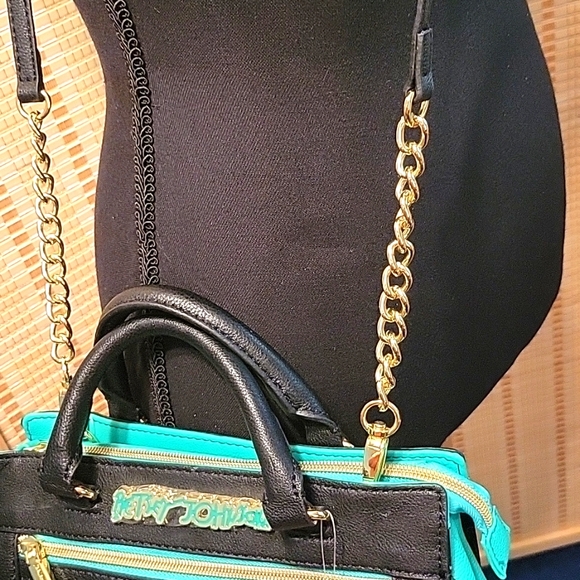 NWT Betsey Johnson Satchel w/Crossbody Strap - Picture 16 of 16